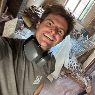 Hannes, mid-demolition